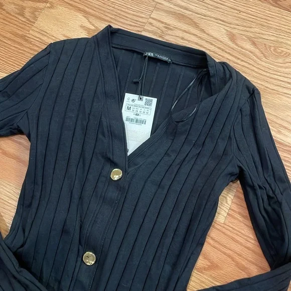 Zara Buttoned dress - Picture 3 of 11